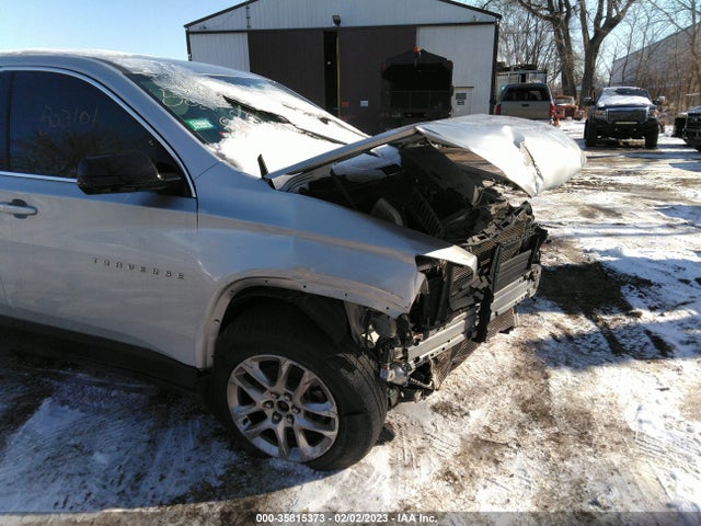 Chevrolet Traverse Ls 2018 1GNERFKW9JJ213970 Image 6