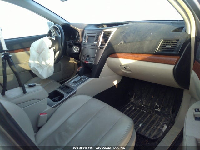 Subaru Outback 2.5i Limited 2014 4S4BRCLC6E3272074 Image 6