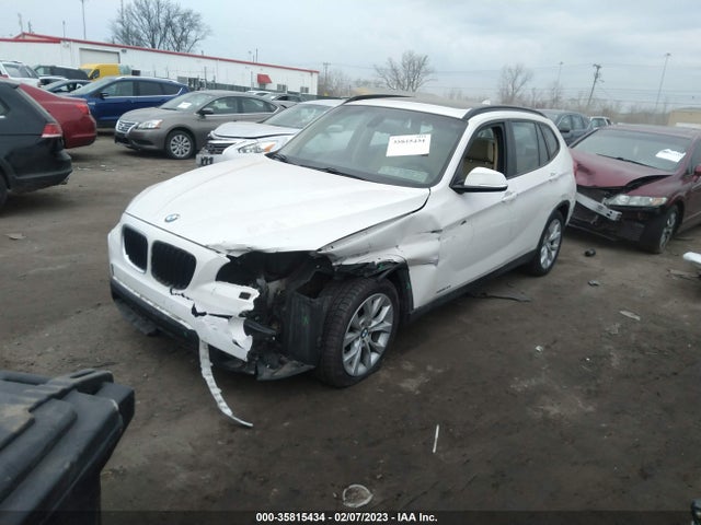 BMW X1 Xdrive28i 2014 WBAVL1C57EVY13224 Image 2