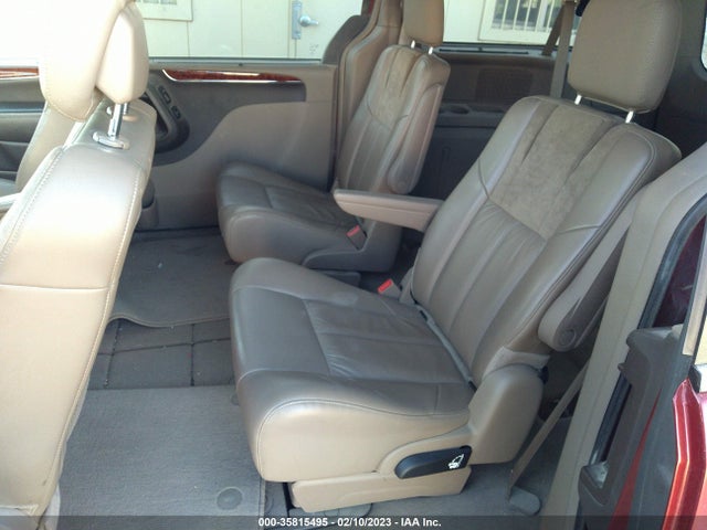 2C4RC1GG4FR708743 Chrysler Town & Country Limited Platinum