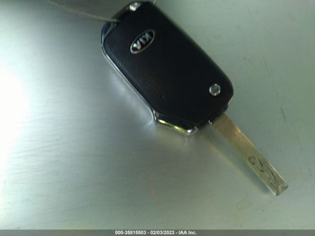 KNDEU2AA9M7192545 KIA SELTOS S