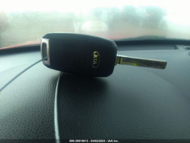 KNDJP3A5XH7462385 KIA SOUL +