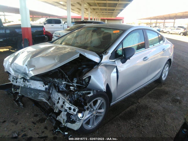 Chevrolet CRUZE LT 2018 1G1BE5SM6J7180464 Image 2