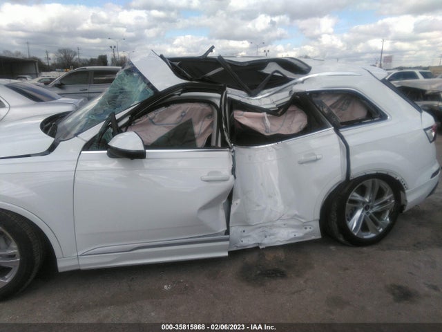 WA1LJBF72ND017967 Audi Q7 Premium Plus