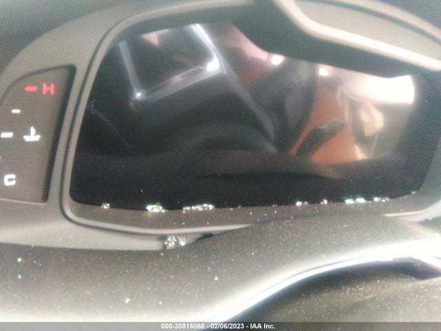 WA1LJBF72ND017967 Audi Q7 Premium Plus