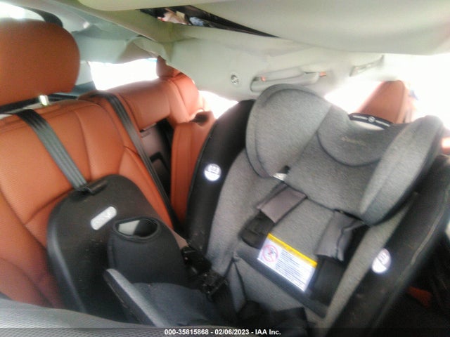 WA1LJBF72ND017967 Audi Q7 Premium Plus