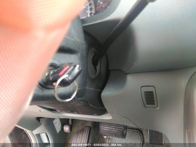 2005 HONDA PILOT EX-L VIN: 2HKYF185X5H507019