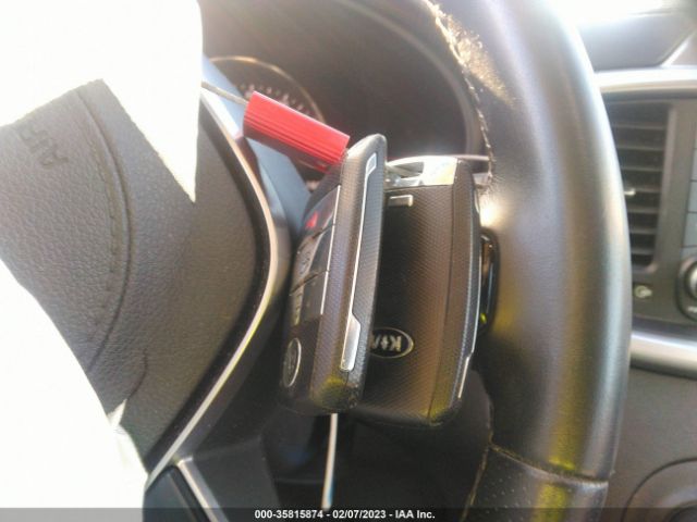 5XYPK4A51KG457455 KIA Sorento Sx V6