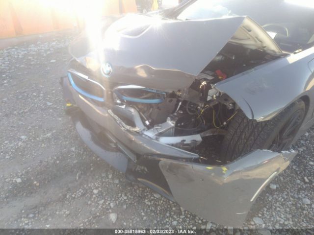 WBY2Z2C51FV674301 BMW I8