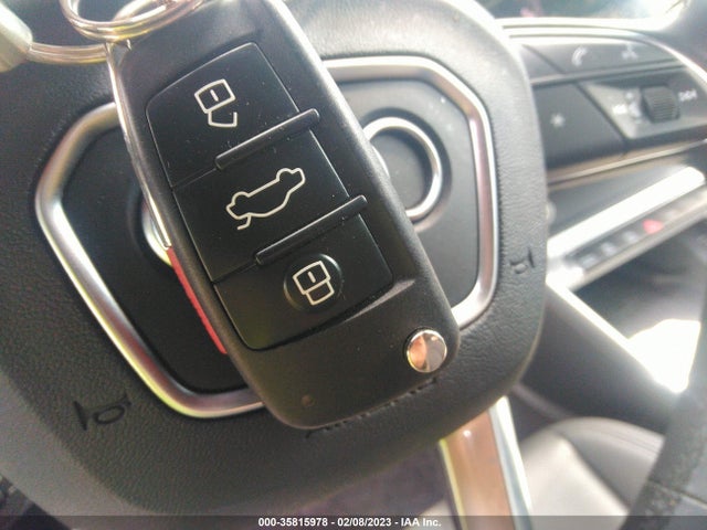 WA1BUCF32M1110106 Audi Q3 Premium Plus