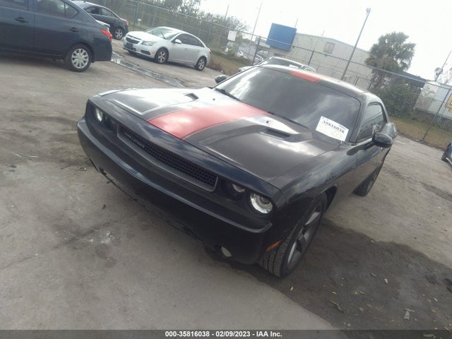 Dodge Challenger Rallye Redline 2014 2C3CDYAG9EH177147 Image 2