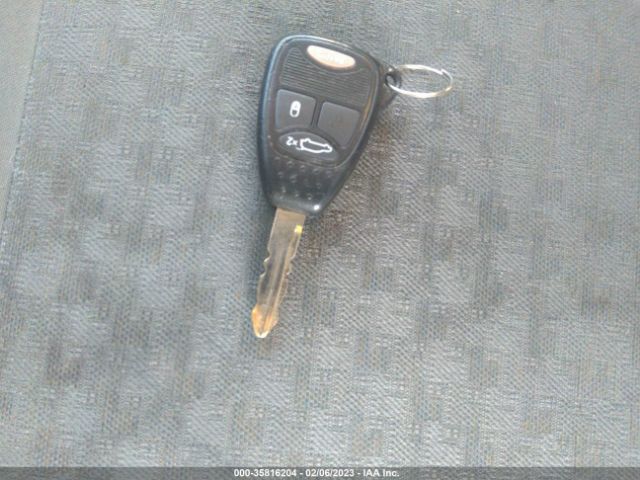1J4GL48KX7W631004 Jeep Liberty Sport