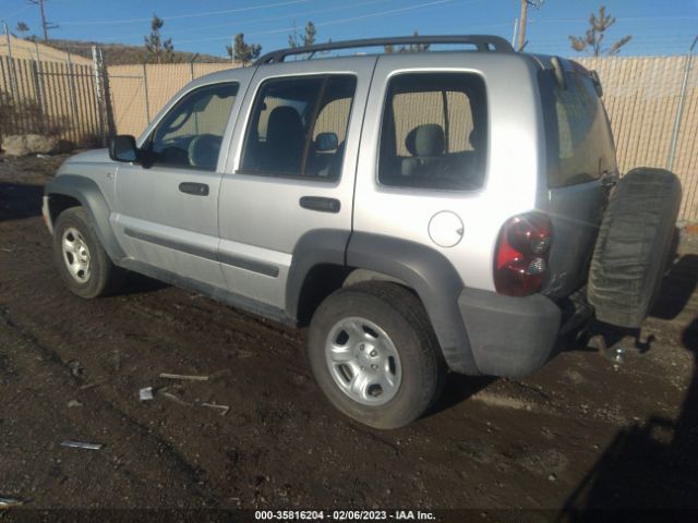 1J4GL48KX7W631004 Jeep Liberty Sport