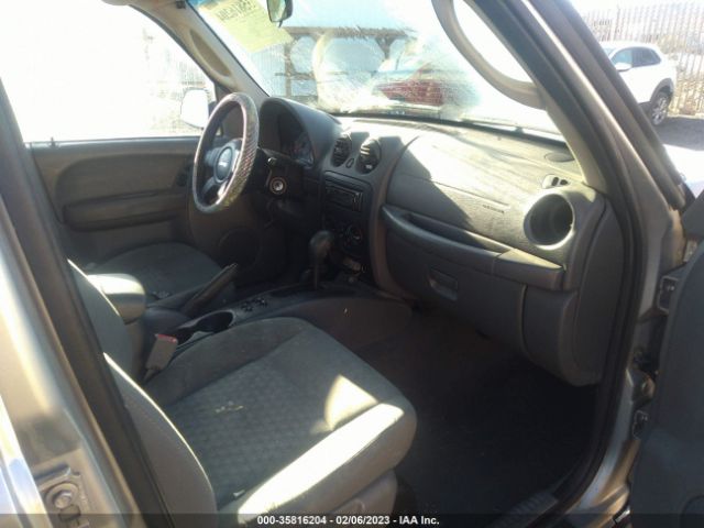 1J4GL48KX7W631004 Jeep Liberty Sport
