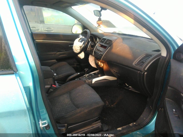 JA4AR4AU4BZ021882 Mitsubishi OUTLANDER SPORT