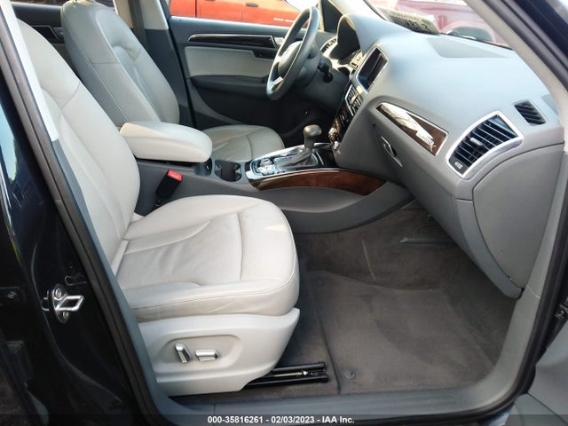 WA1LFAFP6EA040021 Audi Q5 Premium Plus