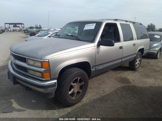 Chevrolet Suburban 1998 1GNFK16R7WJ325254 Image 2