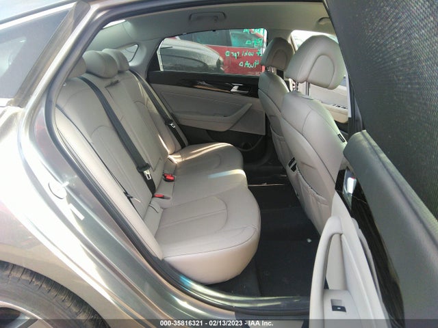 2017 HYUNDAI SONATA HYBRID LIMITED VIN: KMHE34L18HA057590