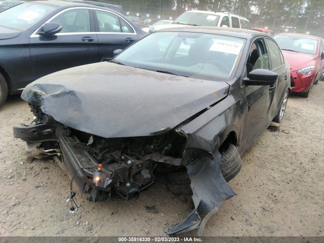 3VW2K7AJ2EM399014 Volkswagen Jetta Sedan S