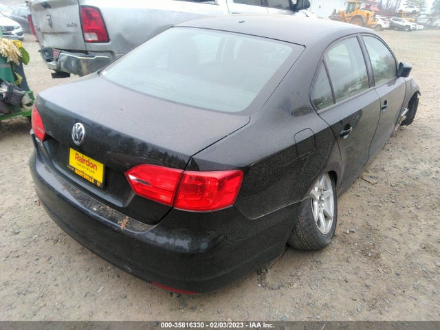 3VW2K7AJ2EM399014 Volkswagen Jetta Sedan S