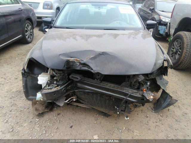 3VW2K7AJ2EM399014 Volkswagen Jetta Sedan S