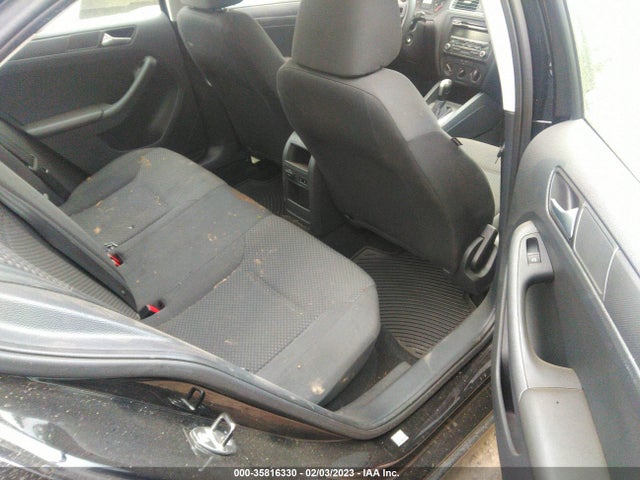 3VW2K7AJ2EM399014 Volkswagen Jetta Sedan S