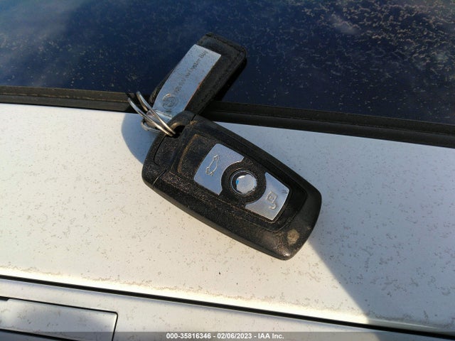 BMW 3 Series 320i Xdrive 2014 WBA3C3G54ENS72694 Image 3