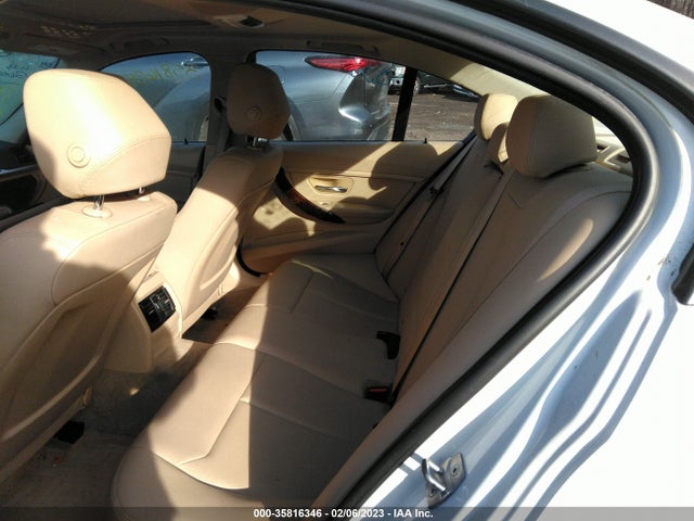 BMW 3 Series 320i Xdrive 2014 WBA3C3G54ENS72694 Image 9