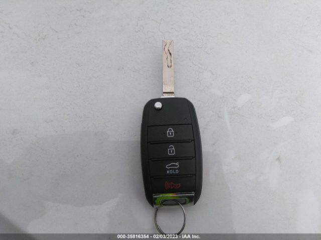 3KPA24AB7KE217450 KIA RIO S