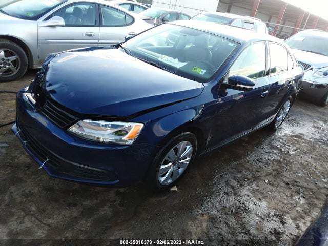 3VWD17AJ7EM409211 Volkswagen Jetta Sedan Se