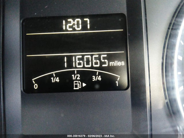 3VWD17AJ7EM409211 Volkswagen Jetta Sedan Se