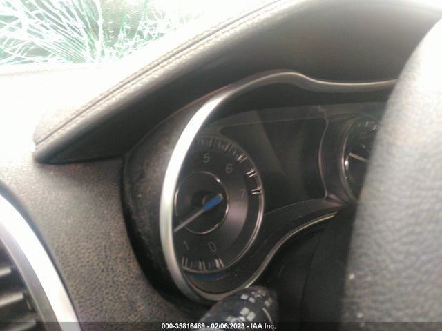 2C3CCAEG3KH609585 Chrysler 300 Limited
