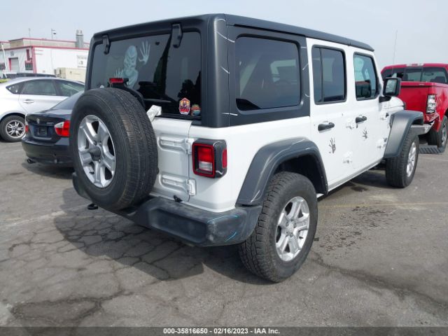 1C4HJXDGXJW137087 Jeep Wrangler Unlimited Sport S