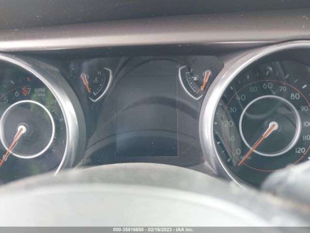 1C4HJXDGXJW137087 Jeep Wrangler Unlimited Sport S