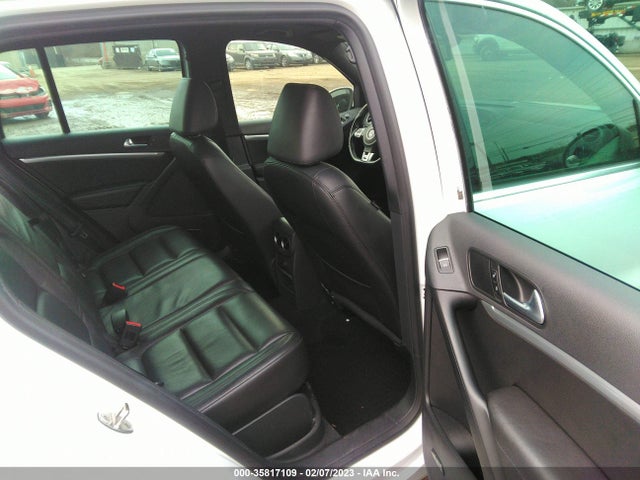WVGBV3AX2EW086161 Volkswagen Tiguan R-line