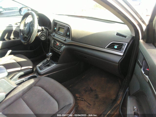 Hyundai ELANTRA SE 2018 KMHD74LF2JU611268 Image 7
