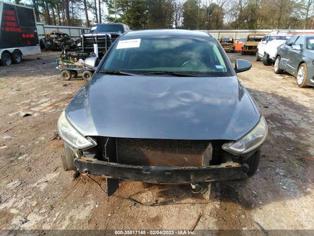 Hyundai ELANTRA SE 2018 KMHD74LF2JU611268 Image 8