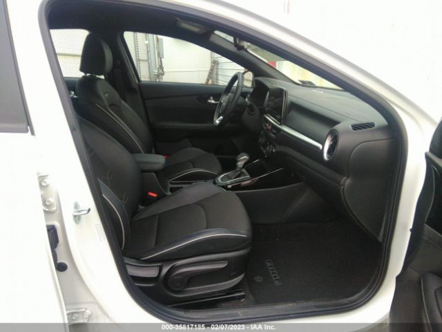 3KPF54AD9NE435120 KIA Forte Gt-line