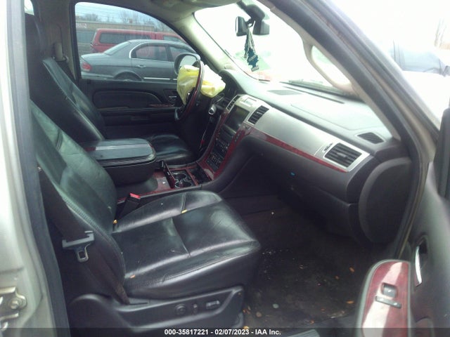 Cadillac ESCALADE ESV 2007 1GYFK66827R239134 Image 6