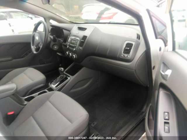 3KPFK4A78JE179422 KIA FORTE LX
