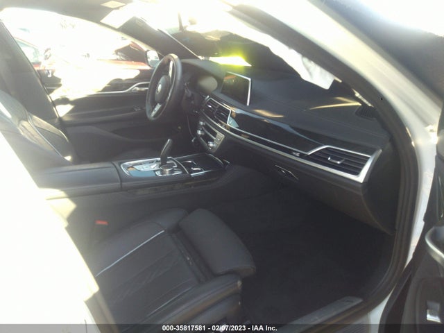 BMW 7 Series 750i Xdrive 2021 аукцион фото