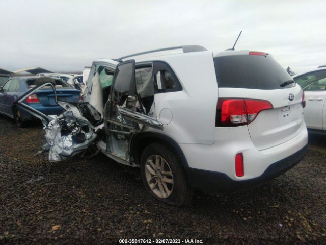 5XYKTCA63FG606612 KIA SORENTO LX