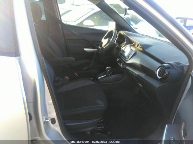3N1CP5CUXJL509850 Nissan KICKS SV