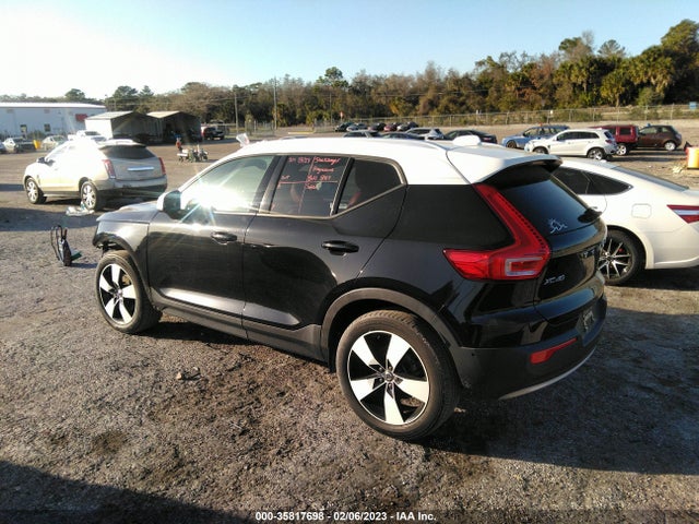 2019 Volvo XC40, VIN: YV4162XZXK2013684