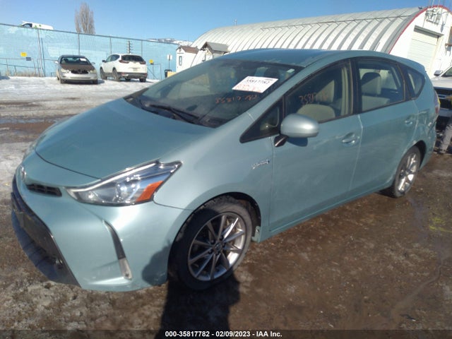 Toyota Prius V Two/five/three/four 2017 JTDZN3EU2HJ062821 Image 2