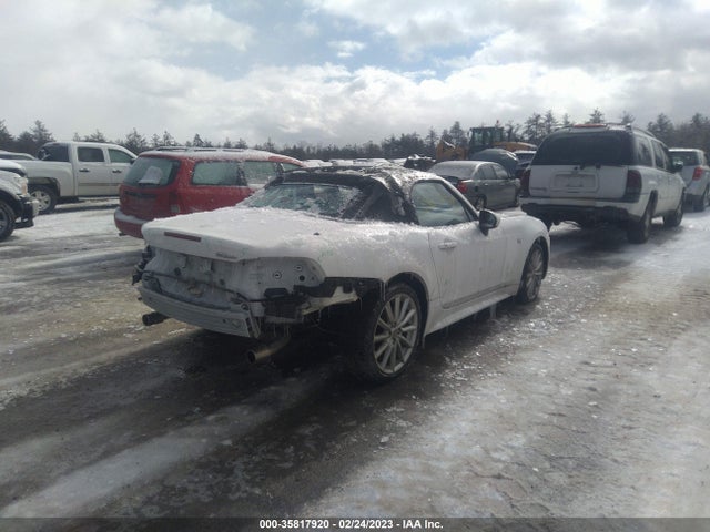 JC1NFAEK9J0139563 Fiat 124 Spider Lusso
