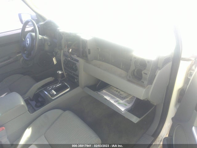 Jeep Commander 2006 1J8HG48N96C212479 Image 6