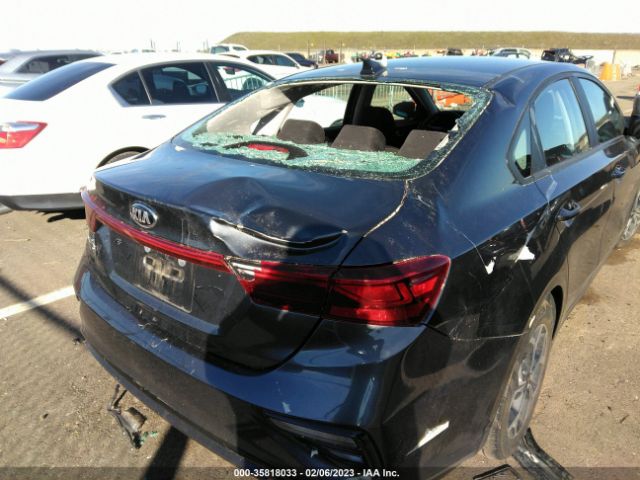 3KPF24AD6ME329974 KIA Forte