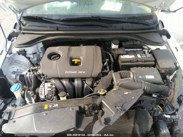 2018 HYUNDAI ELANTRA SEL VIN: 5NPD84LFXJH250268