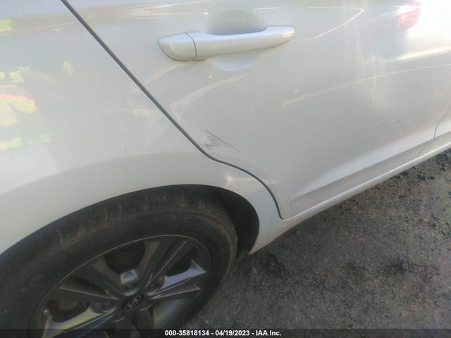 2018 HYUNDAI ELANTRA SEL VIN: 5NPD84LFXJH250268